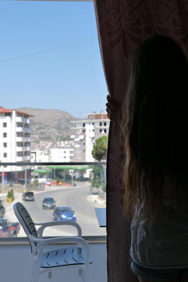 Lumi Hotel Sarandë Exteriör bild